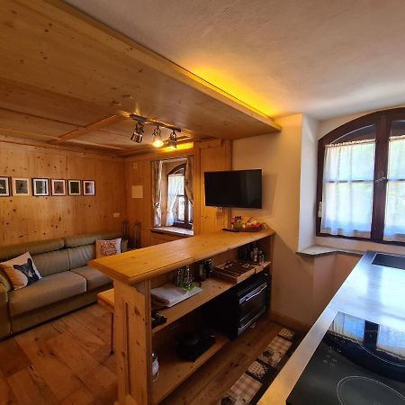 Bilocale Ristrutturato Madesimo Buitenkant foto